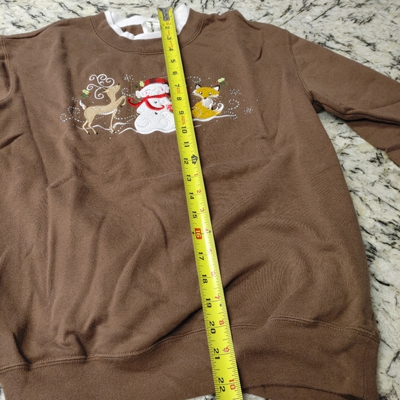 Brown holiday sweatshirt - Picture 5 of 6